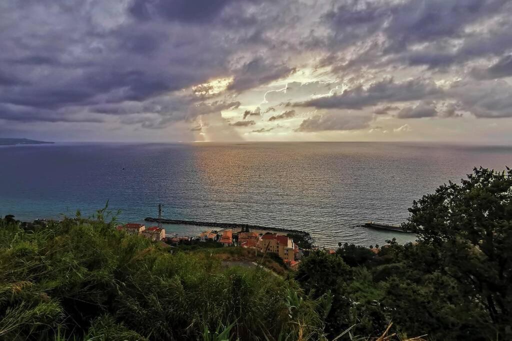 Relax On The Sea Villa Pizzo  Exterior photo